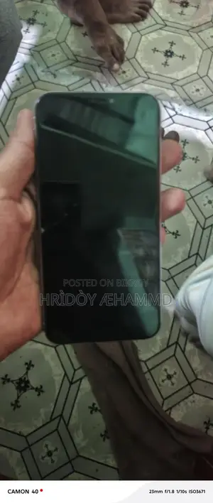 Apple iPhone X . (Used)