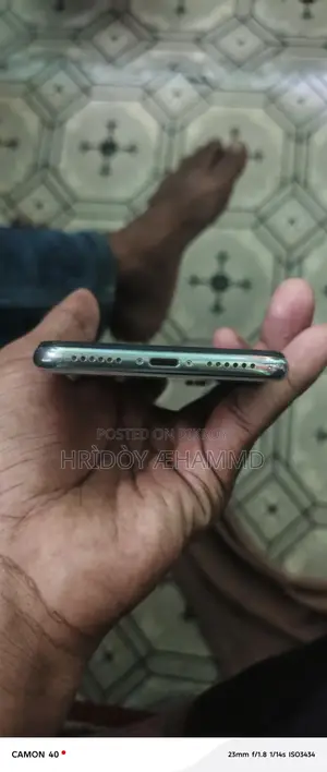 Apple iPhone X (Used)
