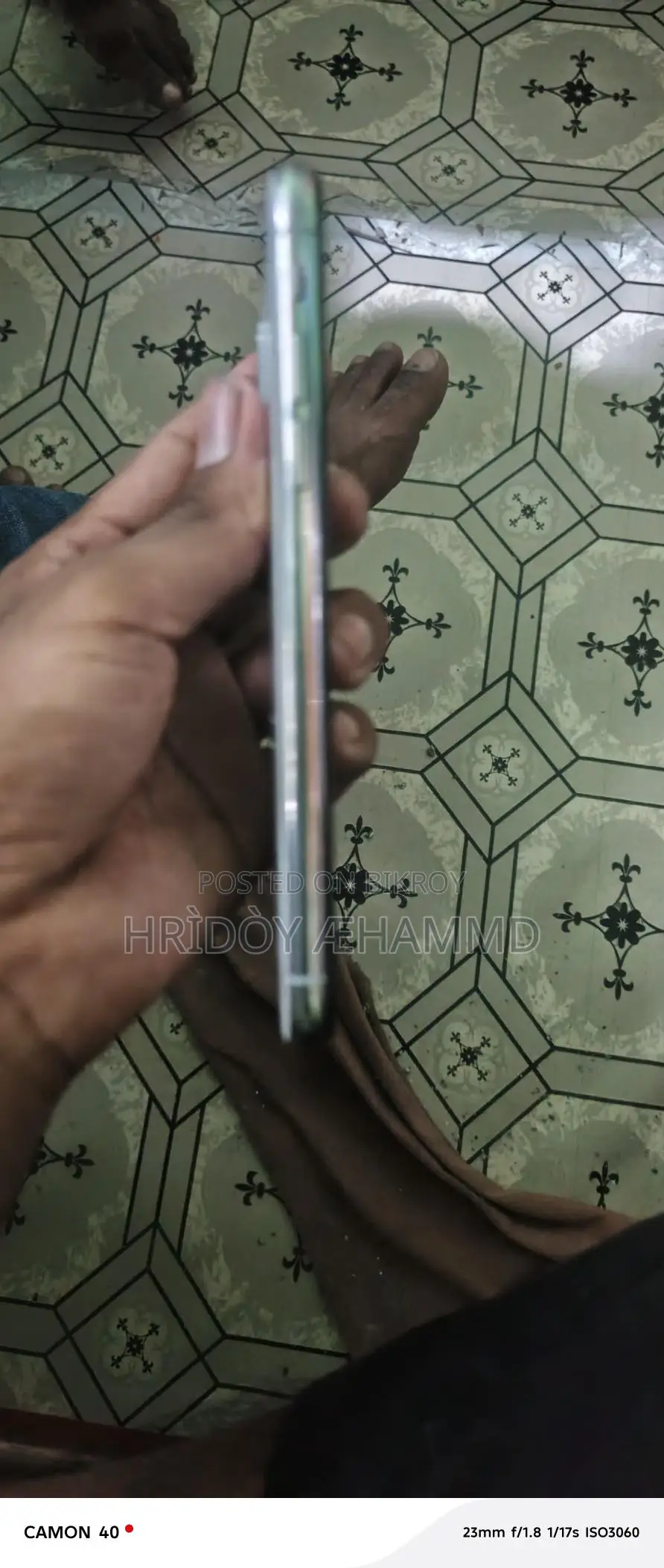 Apple iPhone X (Used)