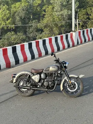 Royal Enfield Classic 350 Full Fresh 2025