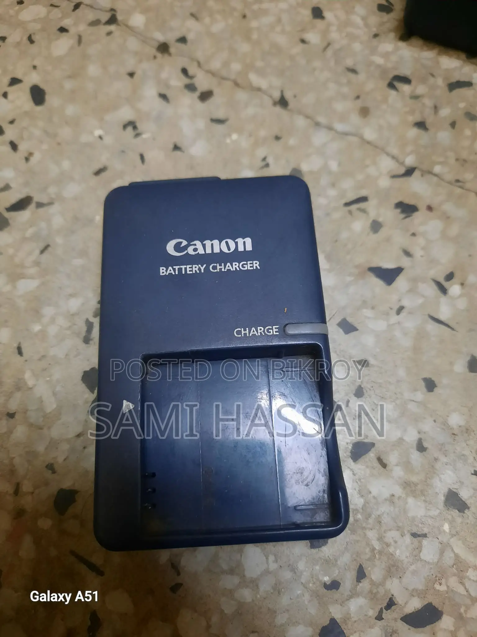 Camera/Camcorder Battery Charger for Sale