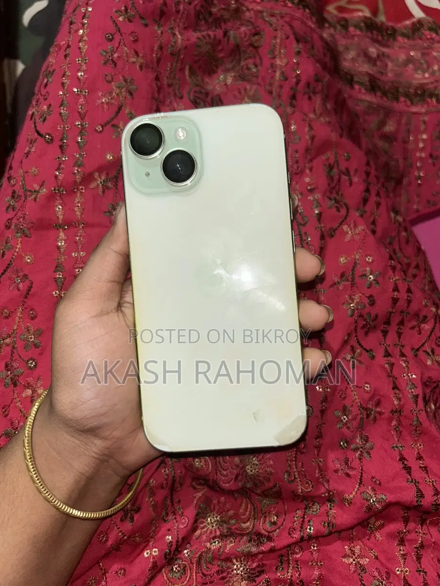 Apple iPhone 15 (Used)