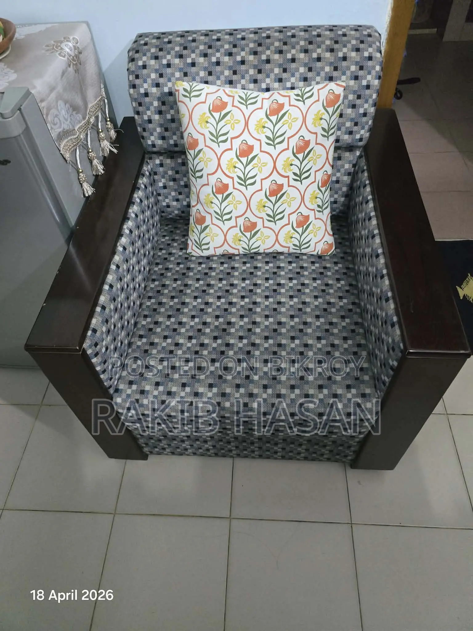 ৫ সিটের সোফা সেট