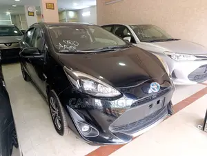 Toyota Aqua S STYLE রেডি স্টক ২০২০