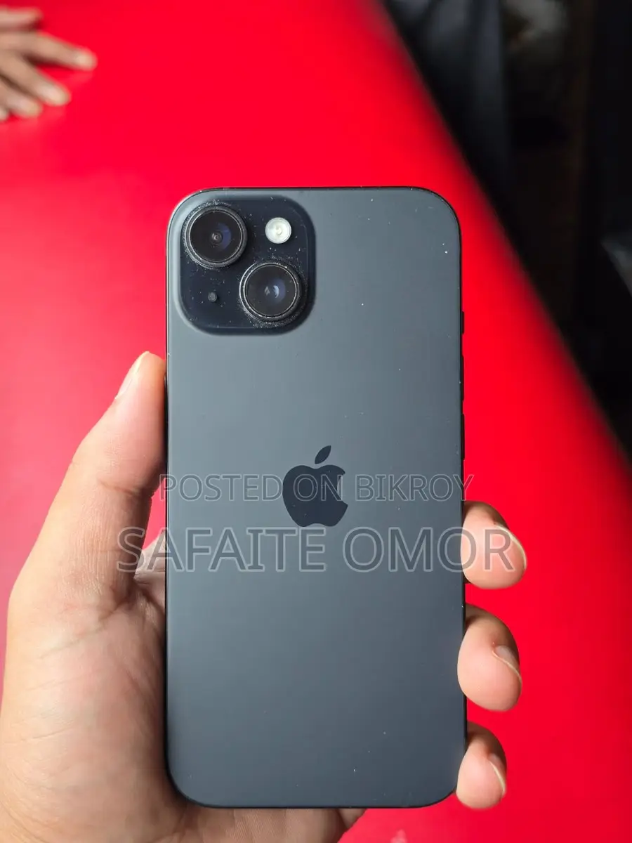 Apple iPhone 15 (Used)