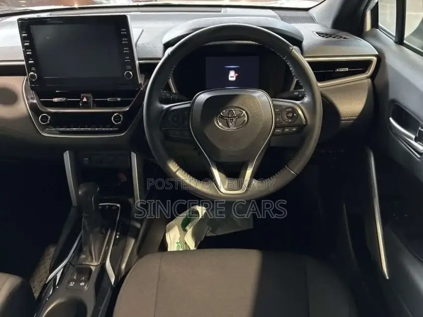 Toyota Corolla Cross S 4.5 POINT 360CAM 2022