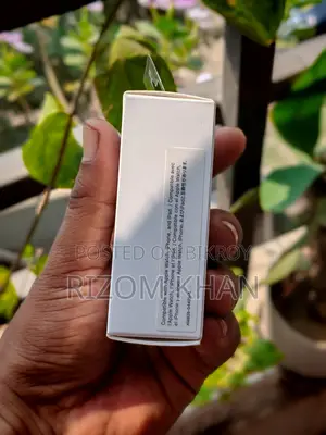 Apple 20W USB-C Power Adapter - Fresh Condition
