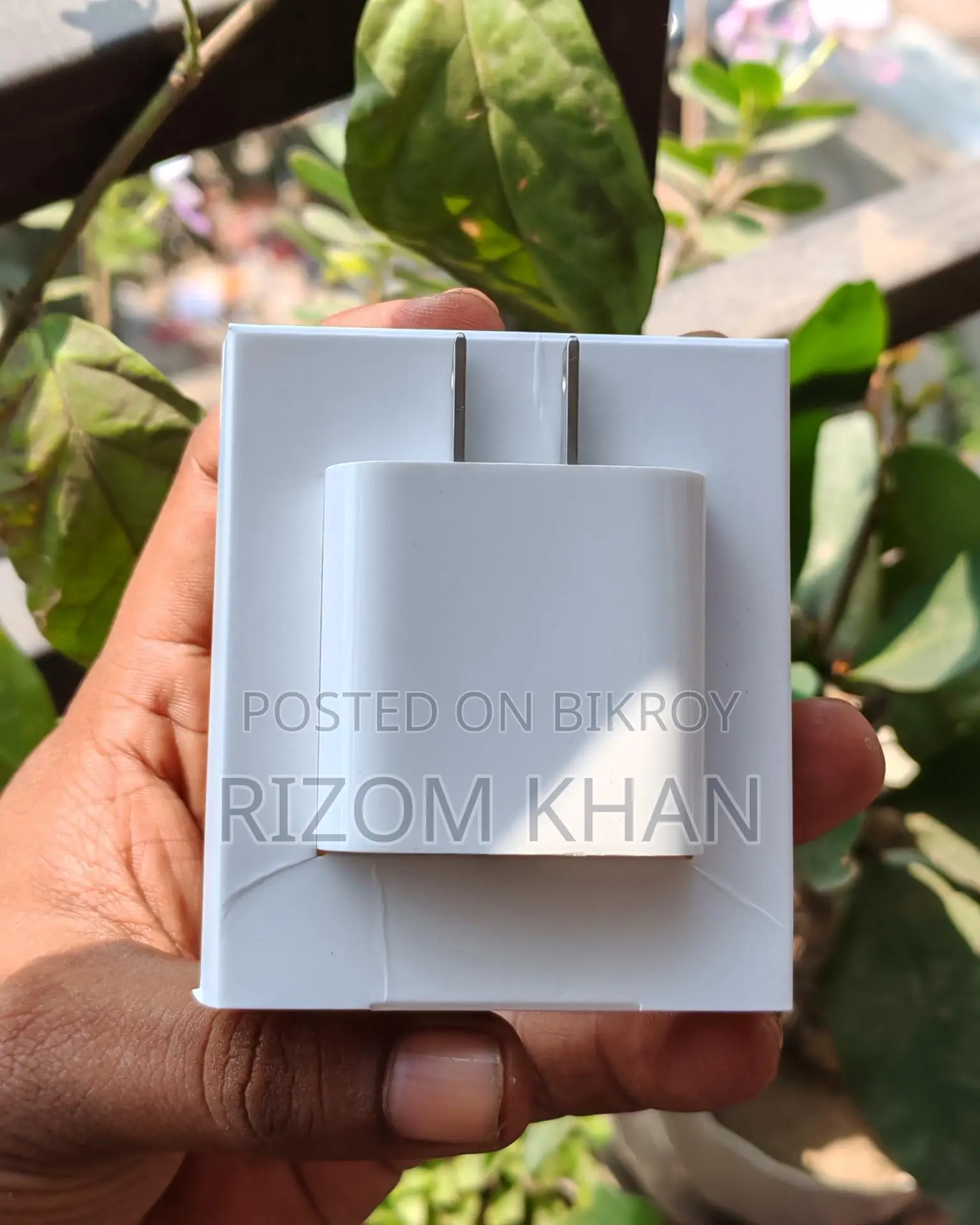 Apple 20W USB-C Power Adapter - Fresh Condition
