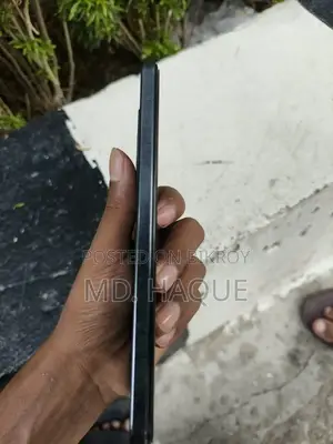 Vivo V27e 256 GB