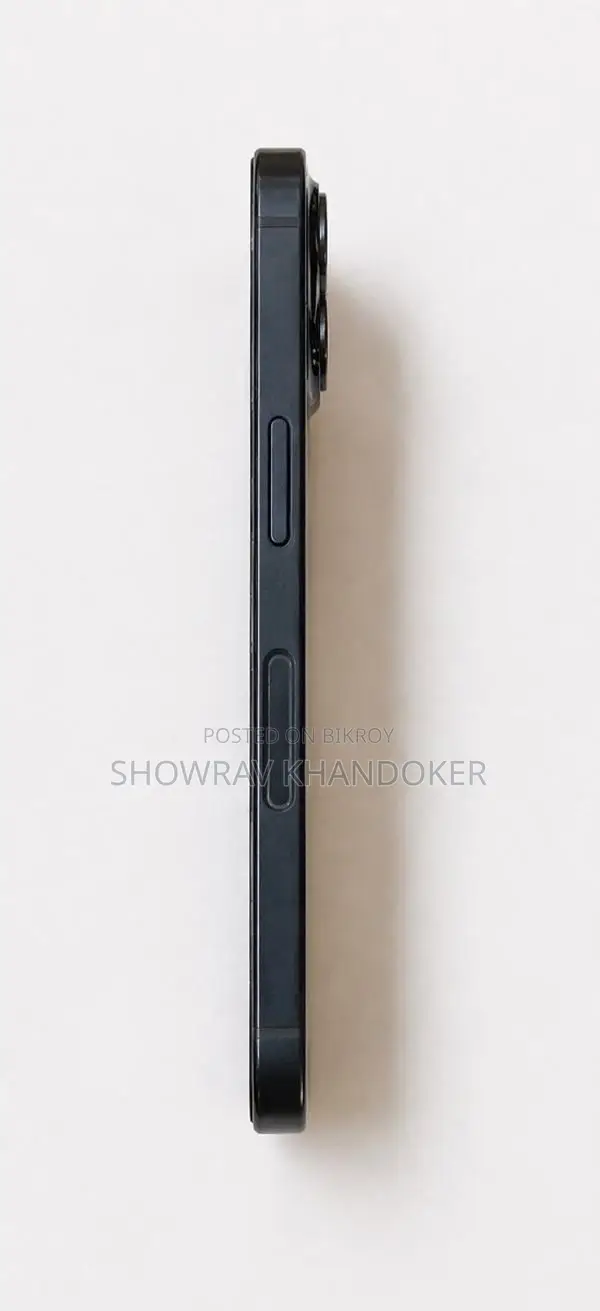 Apple iPhone 13 - Midnight Color (Used)