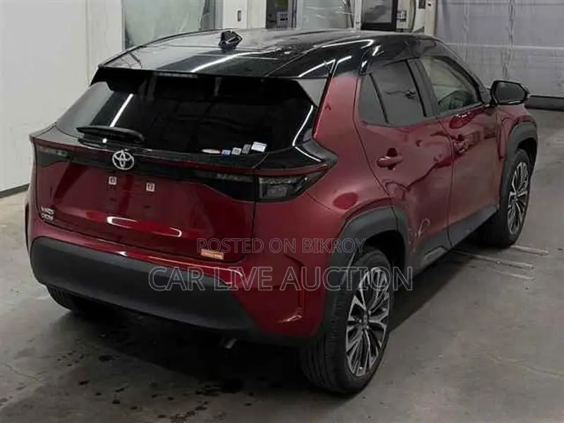 Toyota Yaris Cross hybrid 2021