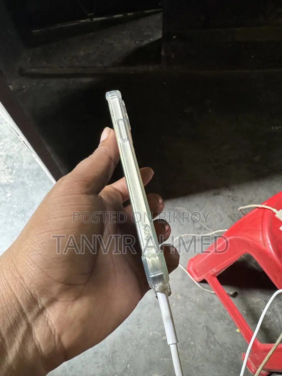 Apple iPhone 12 Full Fresh Condition (Used)