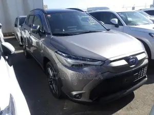 টয়োটা করোল্লা ক্রস জেড লেদার ২০২২