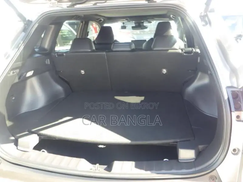 টয়োটা করোল্লা ক্রস জেড লেদার ২০২২