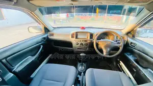 Toyota Probox dx 2004