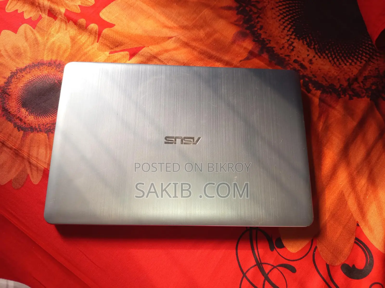Good laptop for watching videos.