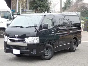 Toyota Hiace GL Dual AC 2021