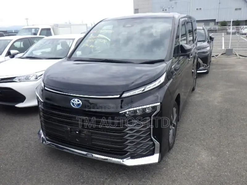Toyota Voxy S-Z PKG 4.0 BLACK 2022