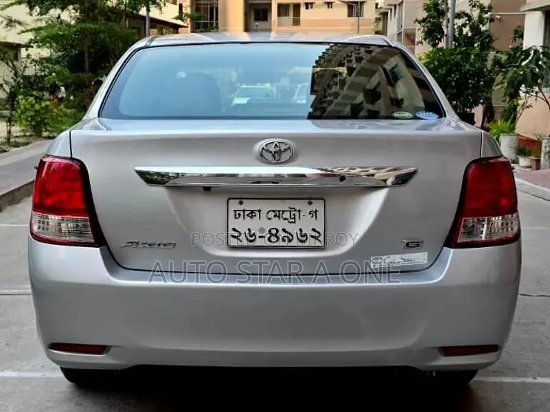 Toyota Axio X Limited CNG 2012