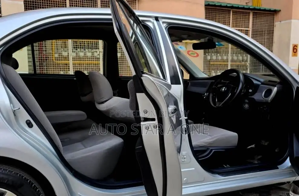 Toyota Axio X Limited CNG 2012