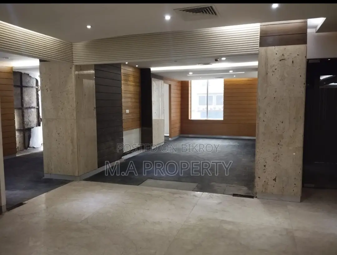5800 SFT COMMERCIAL OFFICE APARTMENT RENT IN GULSHAN AVENUE