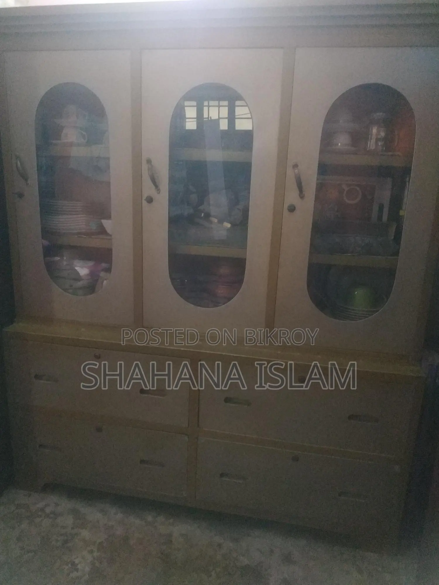স্টিলের দুই পার্টের কেবিনেট বিক্রি হবে।