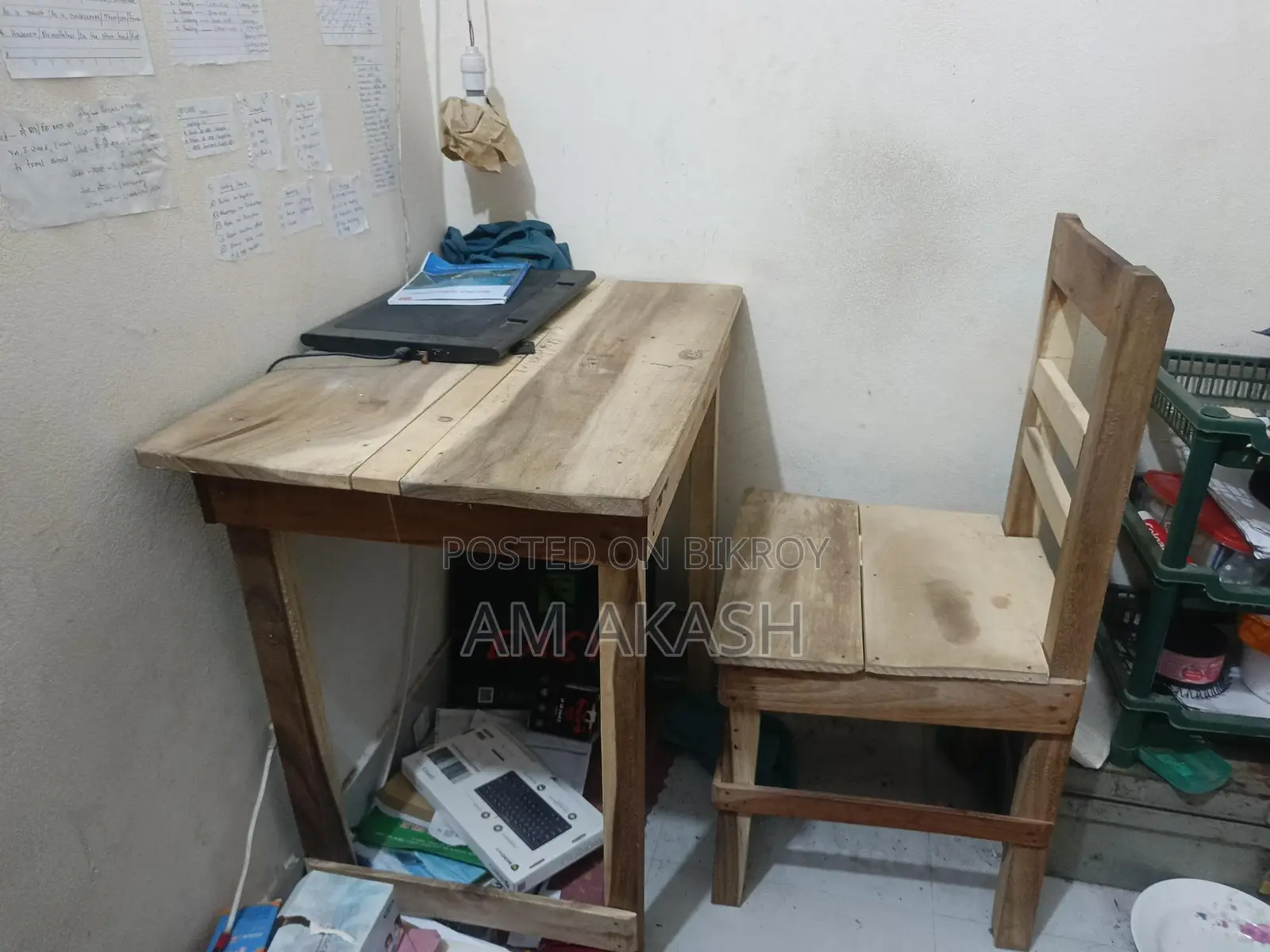 Table and chair for sale