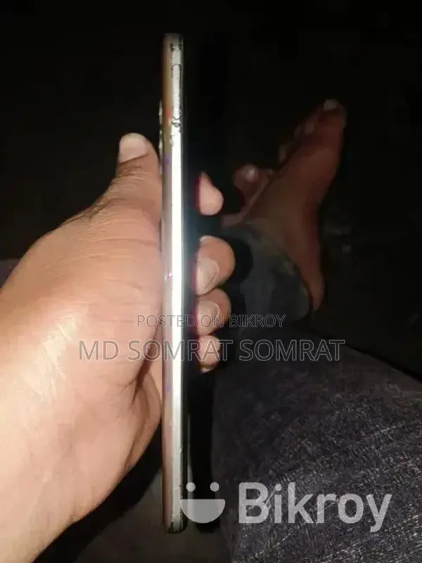 Realme 8 (Used)