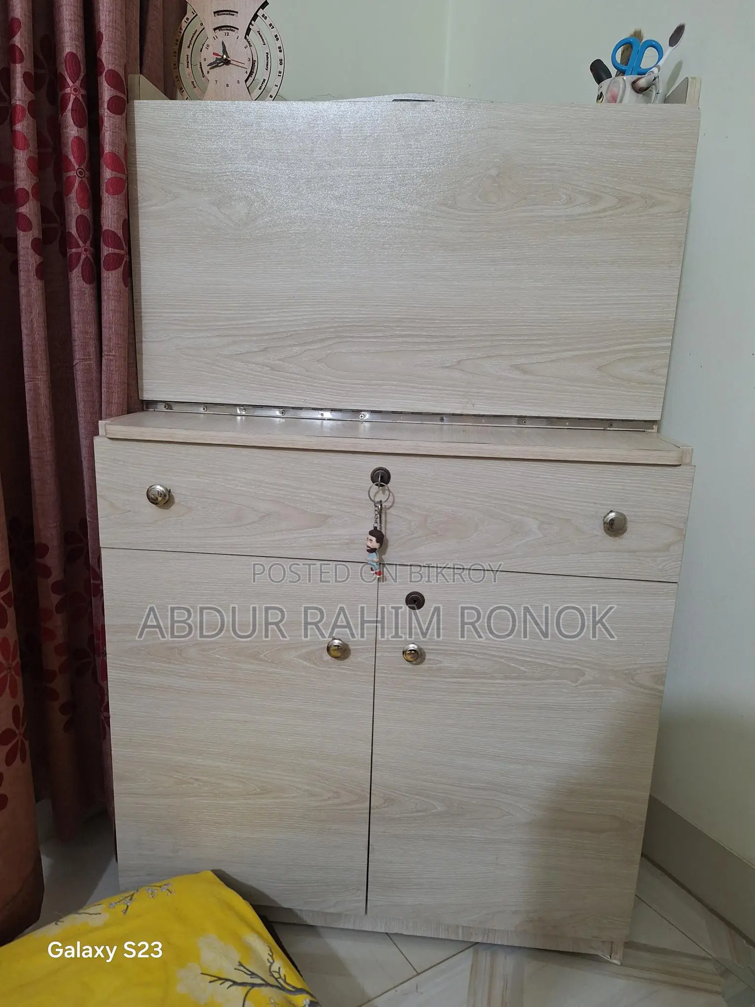 Reading Table