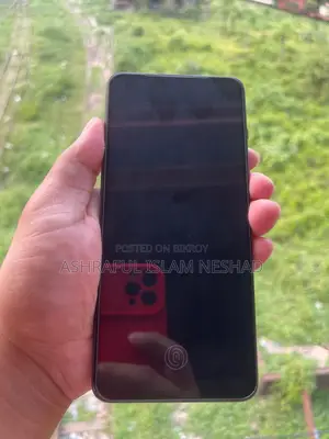OnePlus 9RT 5g (Used)