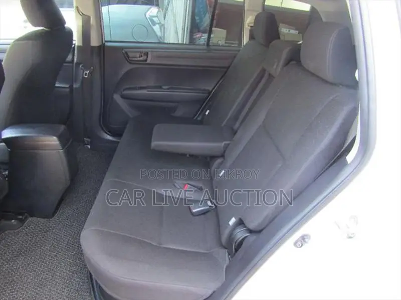 Toyota Fielder Hybrid EX pre order 2021
