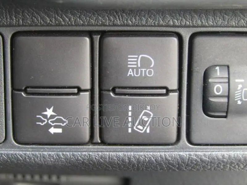 Toyota Fielder Hybrid EX pre order 2021