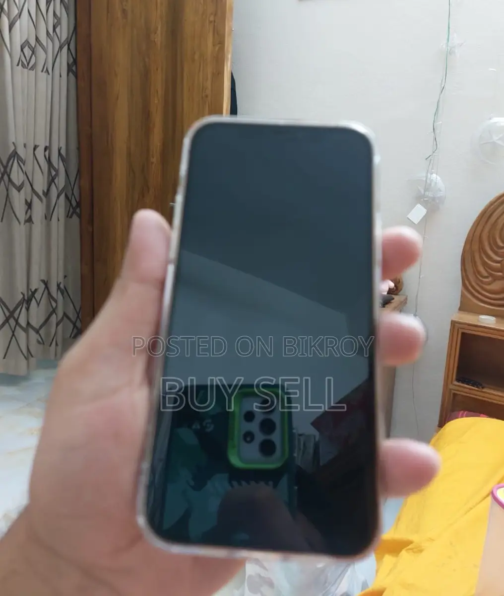 Apple iPhone 12 Pro (Used)