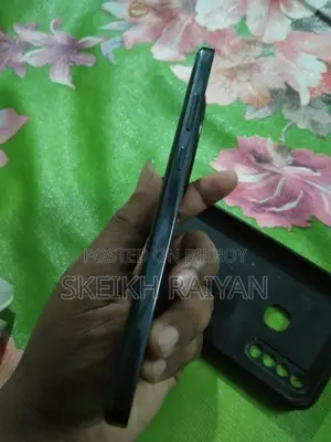 OPPO Reno 12F 8-256 (Used)