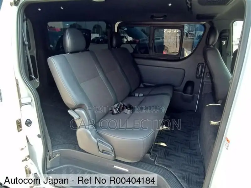 Toyota Hiace Super GL 2022