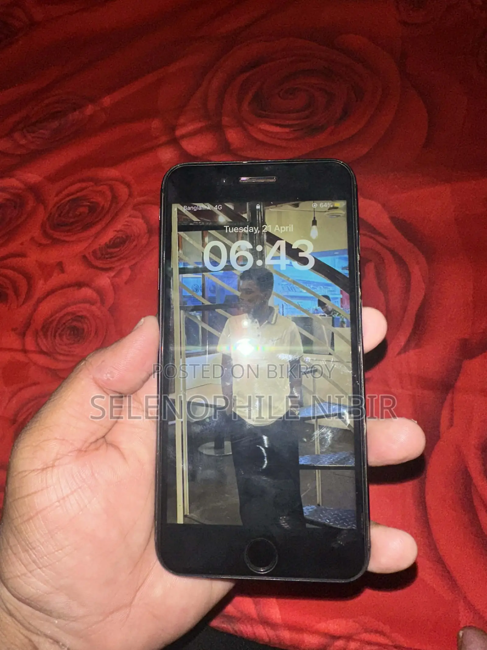 Apple iPhone 8 Plus (Used)