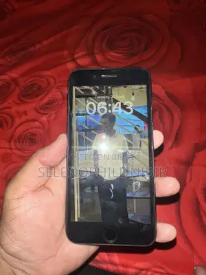 Apple iPhone 8 Plus (Used)