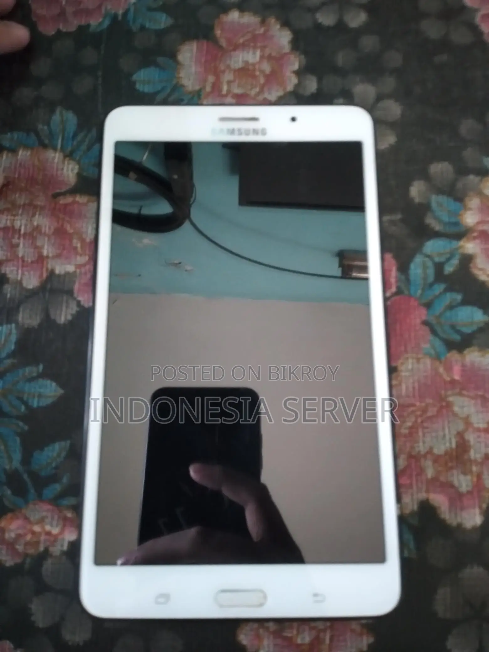 Samsung Galaxy Tab 4 - ১০০% কার্যকরী কন্ডিশন সিঙ্গাপুর ভেরিয়েন্ট