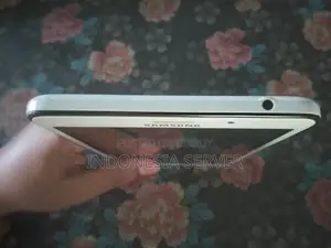 Samsung Galaxy Tab 4 - ১০০% কার্যকরী কন্ডিশন সিঙ্গাপুর ভেরিয়েন্ট