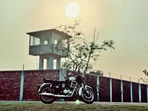 Royal Enfield Classic 350 one test 2025