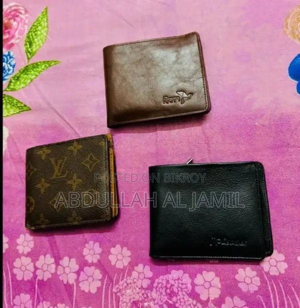 Pair of 3 wallets