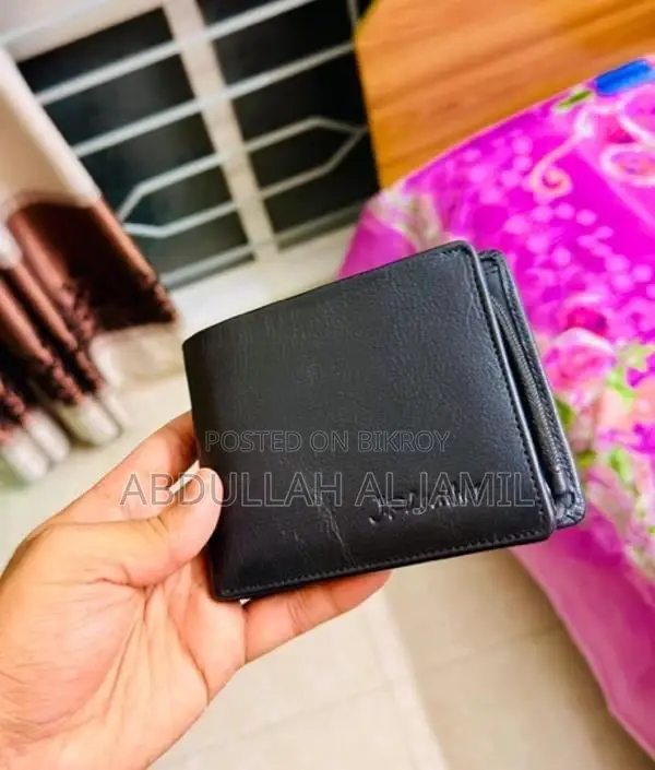 Pair of 3 wallets