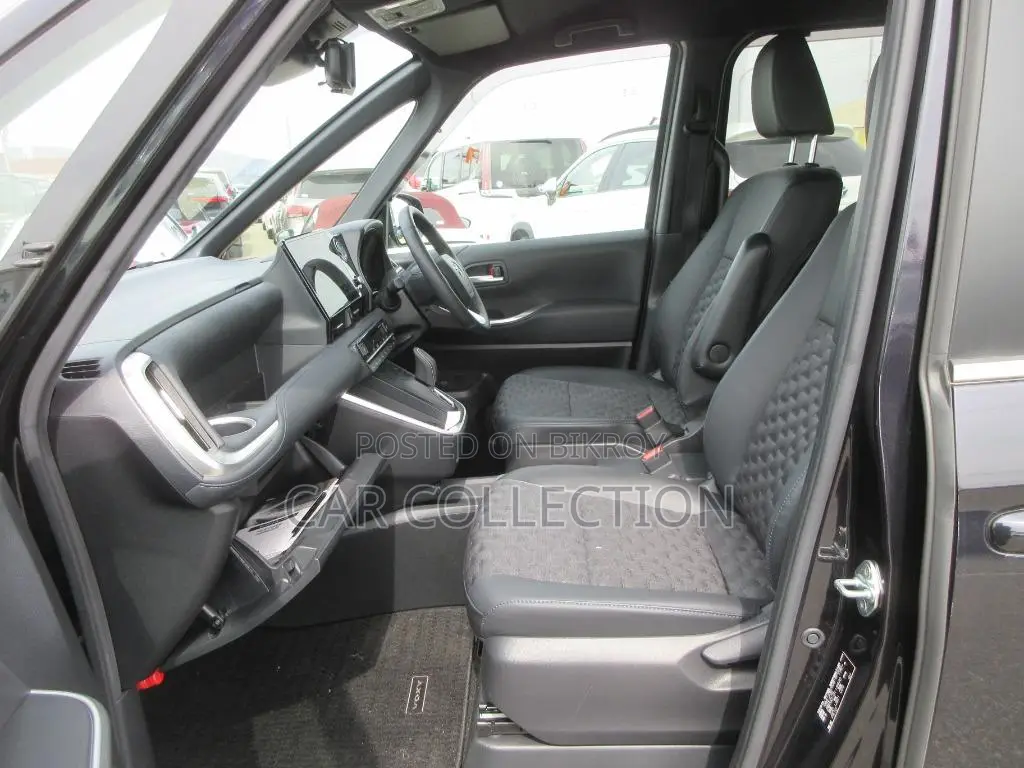 Toyota Voxy SZ PACKAGE 2023