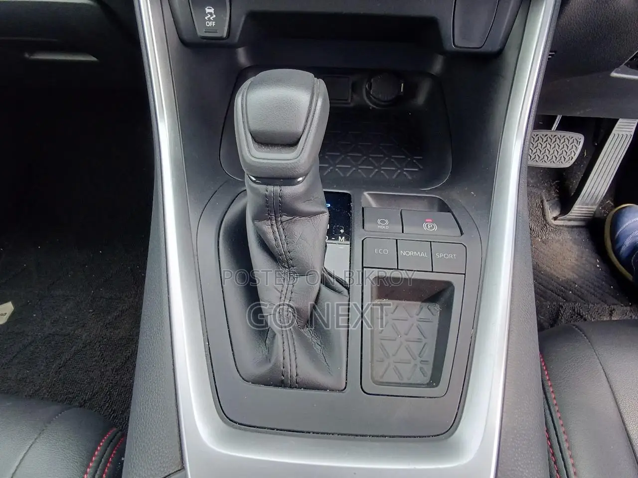 Toyota RAV4 X PACKAGE NON-HYBRID 2020