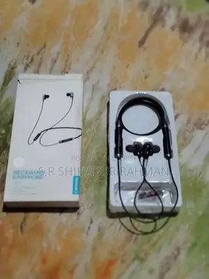 Lenovo He08