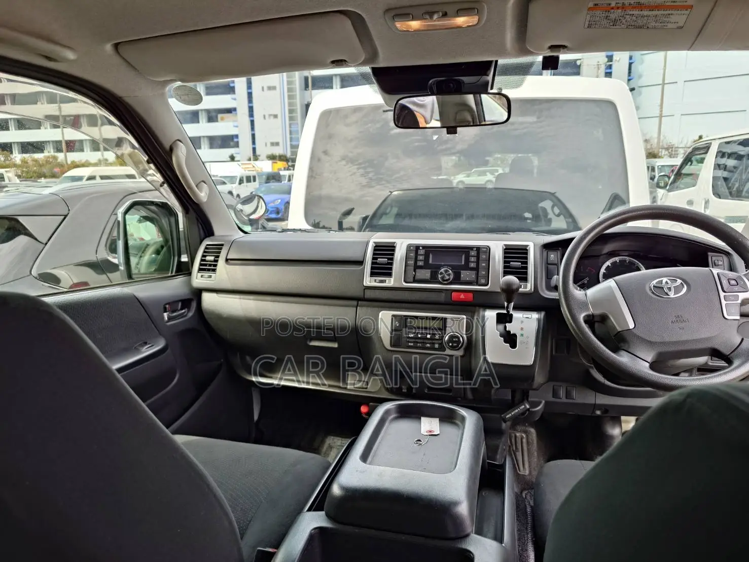 Toyota Hiace SUPER GL রেডি ঢাকা ২০২১