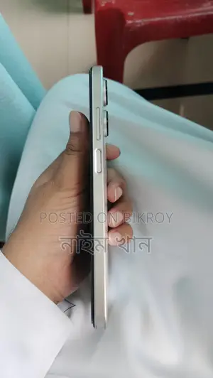 Realme 10 (Used)