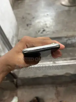 Apple iPhone X Modified (Used)