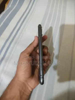 Apple iPhone 11 (Used)