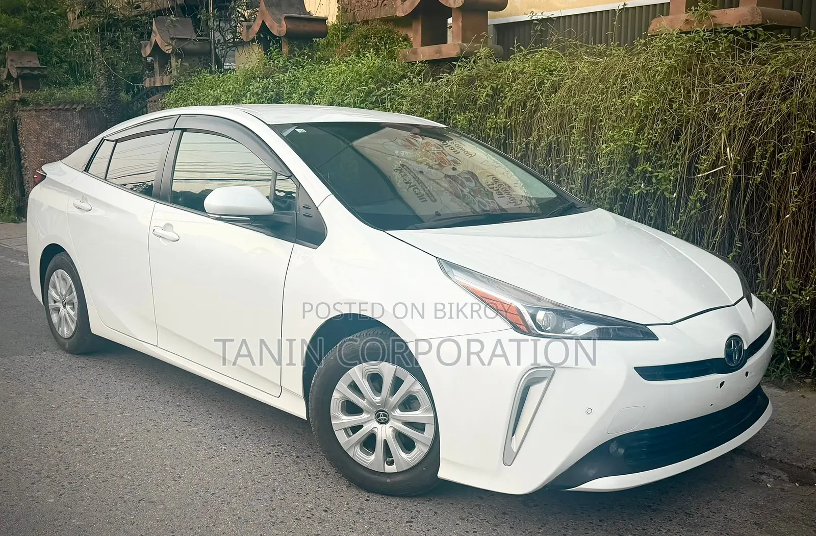 Toyota Prius S Dhaka Ready 2020